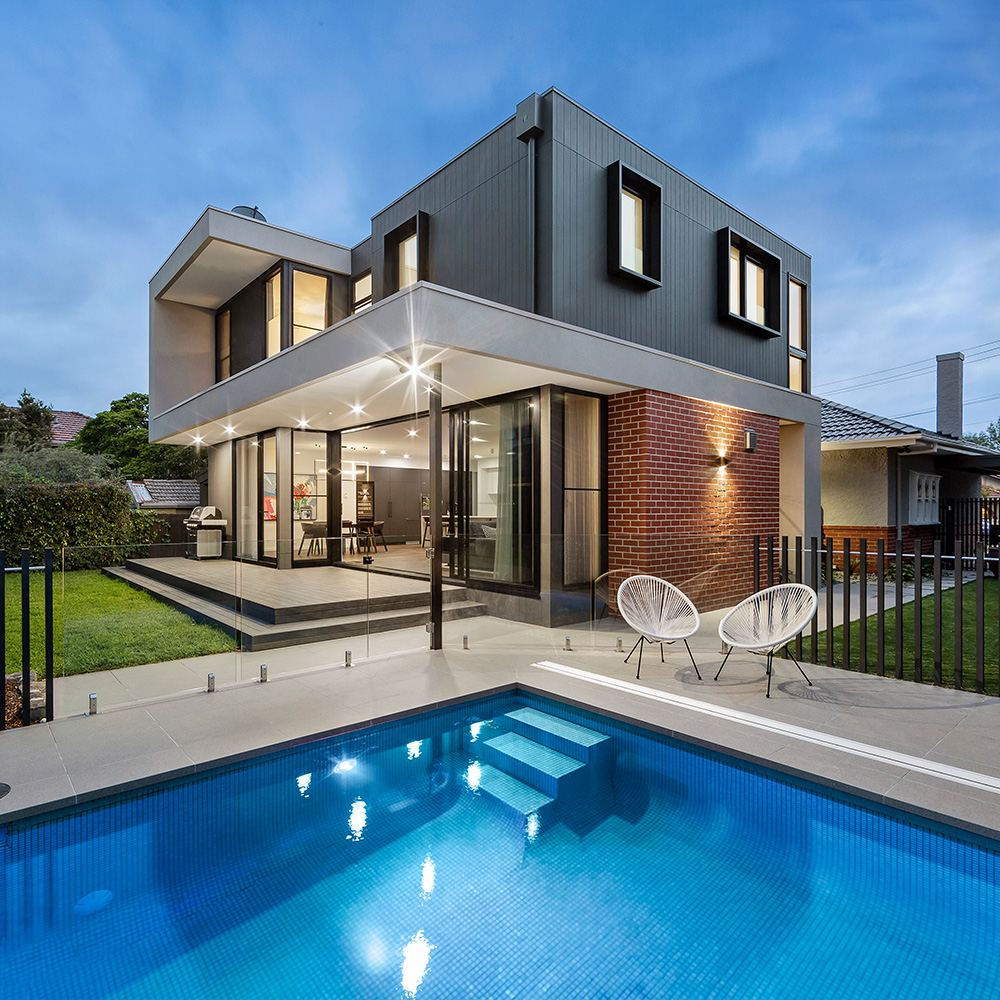 Residential Building with pool in the front